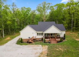 SOLD!! Your dream of living in a gorgeous 5 bedroom 2 1/2 bath home on the Cumberland Plateau