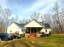 SOLD!! Your dream of living in a gorgeous 5 bedroom 2 1/2 bath home on the Cumberland Plateau