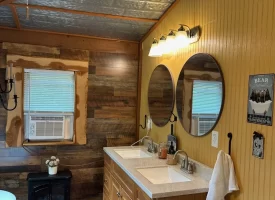 89.5+/-acres Unrestricted with Hunting Cabin