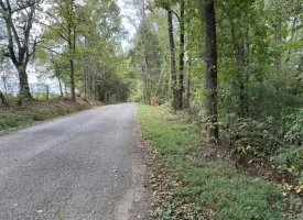 5.97+/-acres Unrestricted wooded Property in Madisonville TN