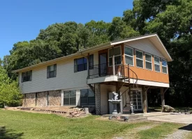 Charming and full of potential, this cozy home in Bridgeport AL