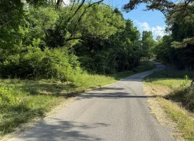 Stunning 2.5+/-acre unrestricted property on Middle Ridge Road in Beersheba Springs, TN