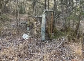 400.16+/- acres Perfect Opportunity for your Family Compound.