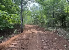 5.49+/-acres on South Pittsburg Mtn with scenic views and outdoor paradise