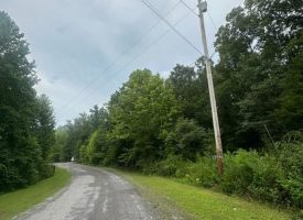1.54+/-acres wooded lot located in the gated community of Sequatchie Point