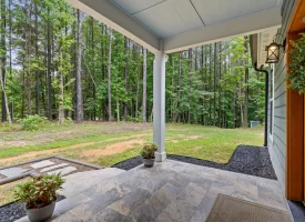 Beautiful custom-built home Nestled within the desirable Ridges at Franklin Forest