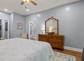 Beautiful custom-built home Nestled within the desirable Ridges at Franklin Forest